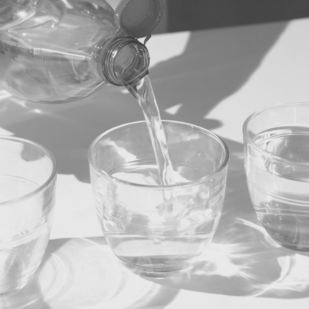 ¿TE SIENTES PERDIDO CON CUAL ES LA MEJOR AGUA PARA TU CAFÉ EN CASA?